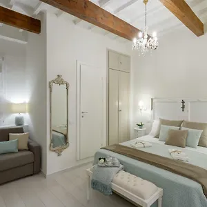 Accademia Gallery Charming Firenze