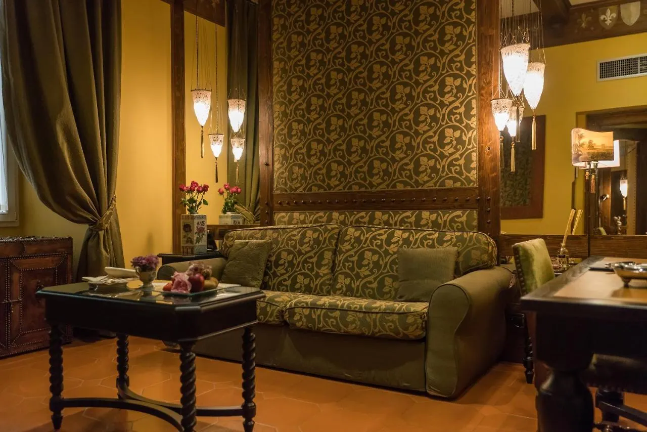 Hotel Bernini Palace Florence 5*,